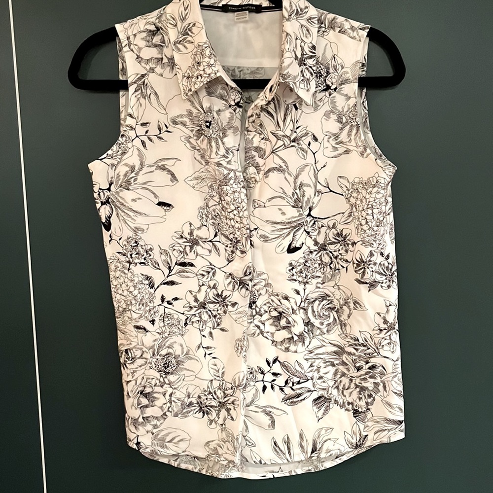 Button-down blouse
